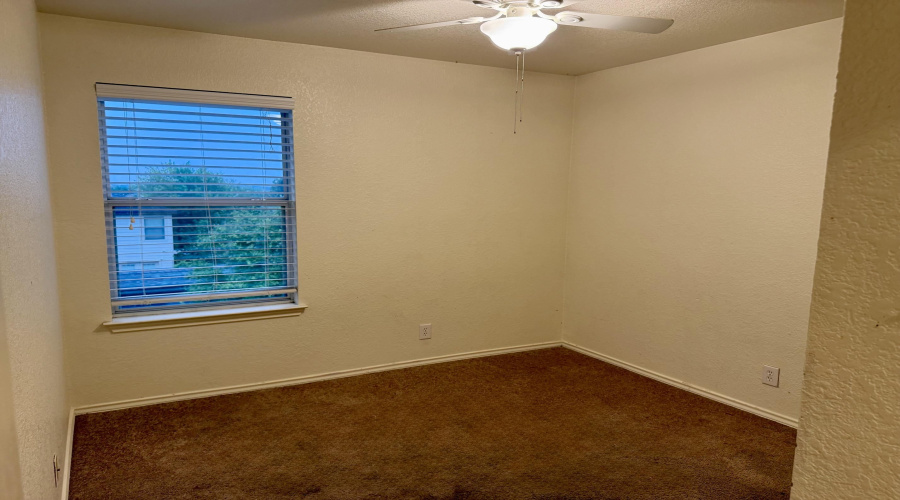 610 Sheep Trail Dr., KYLE, Texas 78640, 4 Bedrooms Bedrooms, 7 Rooms Rooms,2 BathroomsBathrooms,Residential,For Sale,610 Sheep Trail Dr.,20263924