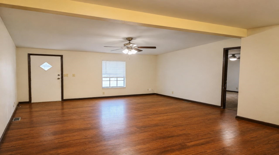 603 Lobo Lp, LAREDO, Texas 78045, 3 Bedrooms Bedrooms, 5 Rooms Rooms,2 BathroomsBathrooms,Residential,For Rent,603 Lobo Lp,20263925
