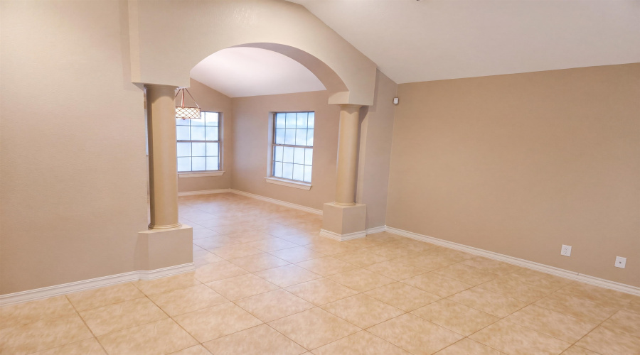 4517 Vanessita Crt, Laredo, Texas 78046-8839, 3 Bedrooms Bedrooms, 6 Rooms Rooms,2 BathroomsBathrooms,Residential,For Sale,4517 Vanessita Crt,20263926