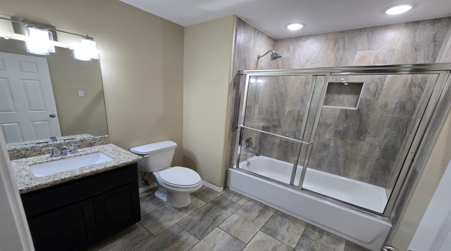 5821 Doctorado Dr., Laredo, Texas 78046, 3 Bedrooms Bedrooms, 4 Rooms Rooms,2 BathroomsBathrooms,Residential,For Rent,5821 Doctorado Dr.,20263927