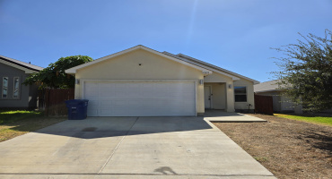 5821 Doctorado Dr., Laredo, Texas 78046, 3 Bedrooms Bedrooms, 4 Rooms Rooms,2 BathroomsBathrooms,Residential,For Rent,5821 Doctorado Dr.,20263927 5821 Doctorado Dr., Laredo, Texas 78046, 3 Bedrooms Bedrooms, 4 Rooms Rooms,2 BathroomsBathrooms,Residential,For Rent,5821 Doctorado Dr.,20263927
