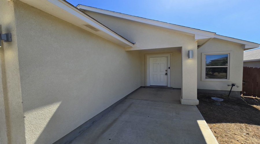 5821 Doctorado Dr., Laredo, Texas 78046, 3 Bedrooms Bedrooms, 4 Rooms Rooms,2 BathroomsBathrooms,Residential,For Rent,5821 Doctorado Dr.,20263927