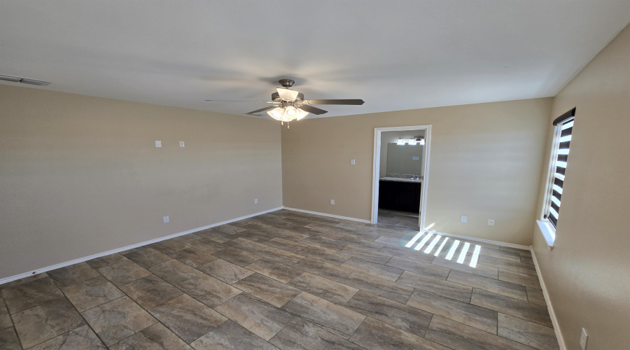 5821 Doctorado Dr., Laredo, Texas 78046, 3 Bedrooms Bedrooms, 4 Rooms Rooms,2 BathroomsBathrooms,Residential,For Rent,5821 Doctorado Dr.,20263927