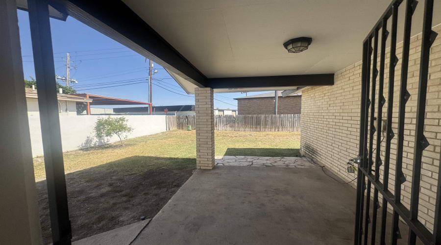 247 Northpoint Dr, Laredo, Alabama 78041, 3 Bedrooms Bedrooms, 5 Rooms Rooms,2 BathroomsBathrooms,Residential,For Rent,247 Northpoint Dr,20263928