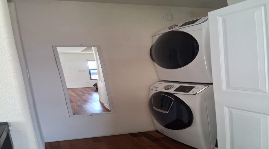 1507 Dove Trail Ct, Laredo, Texas 78041, 1 Bedroom Bedrooms, 1 Room Rooms,1 BathroomBathrooms,Residential,For Rent,1507 Dove Trail Ct,20263930
