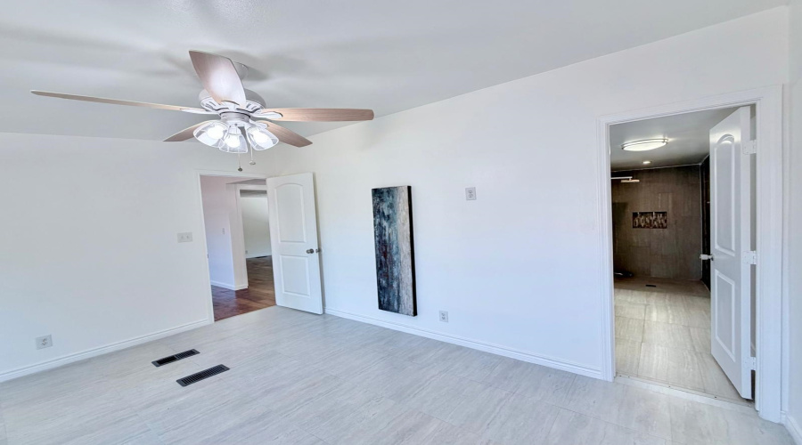 4526 La Cienega Ln, Laredo, Texas 78046, 3 Bedrooms Bedrooms, 7 Rooms Rooms,3 BathroomsBathrooms,Residential,For Sale,4526 La Cienega Ln,20263932