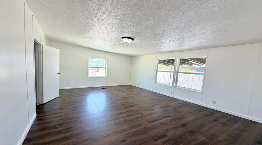 4526 La Cienega Ln, Laredo, Texas 78046, 3 Bedrooms Bedrooms, 7 Rooms Rooms,3 BathroomsBathrooms,Residential,For Sale,4526 La Cienega Ln,20263932