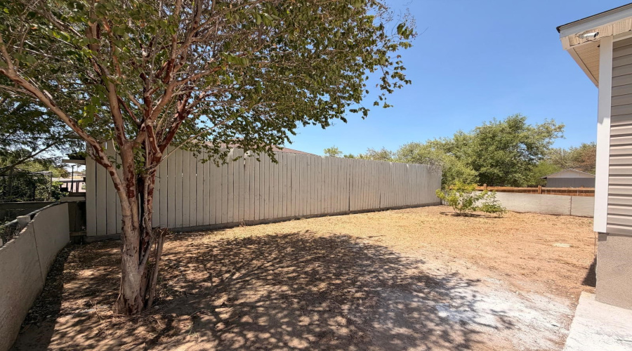 4526 La Cienega Ln, Laredo, Texas 78046, 3 Bedrooms Bedrooms, 7 Rooms Rooms,3 BathroomsBathrooms,Residential,For Sale,4526 La Cienega Ln,20263932