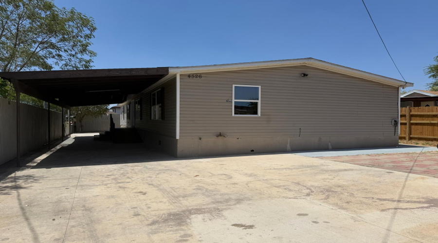 4526 La Cienega Ln, Laredo, Texas 78046, 3 Bedrooms Bedrooms, 7 Rooms Rooms,3 BathroomsBathrooms,Residential,For Sale,4526 La Cienega Ln,20263932