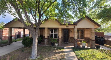 2889 Siwel St., Eagle Pass, Texas 78852, 3 Bedrooms Bedrooms, 6 Rooms Rooms,2 BathroomsBathrooms,Residential,For Rent,2889 Siwel St.,20263933