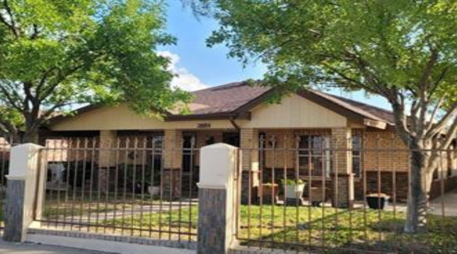 2889 Siwel St., Eagle Pass, Texas 78852, 3 Bedrooms Bedrooms, 6 Rooms Rooms,2 BathroomsBathrooms,Residential,For Rent,2889 Siwel St.,20263933