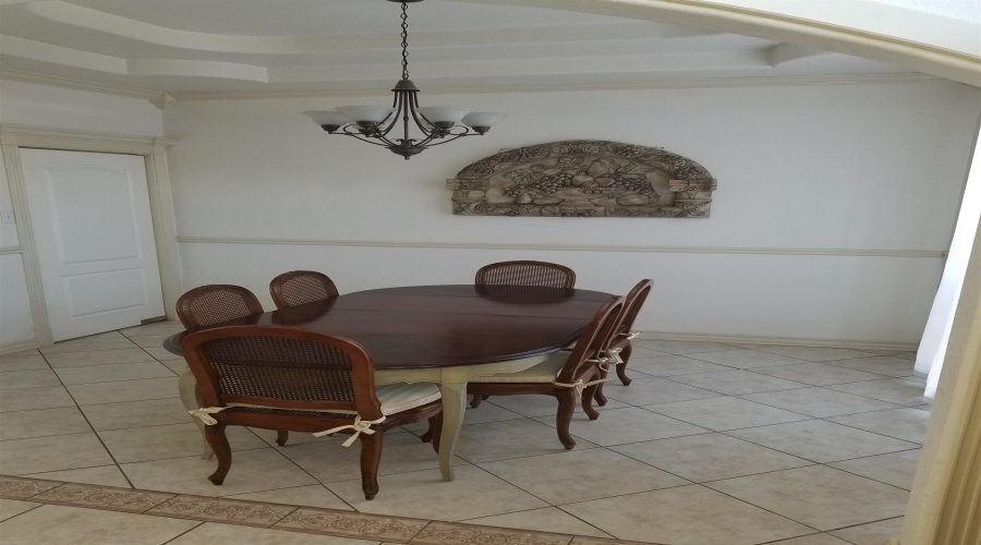 115 Yellowstone Lake Dr, Laredo, Texas 78041, 4 Bedrooms Bedrooms, 7 Rooms Rooms,3 BathroomsBathrooms,Residential,For Sale,115 Yellowstone Lake Dr,20261260