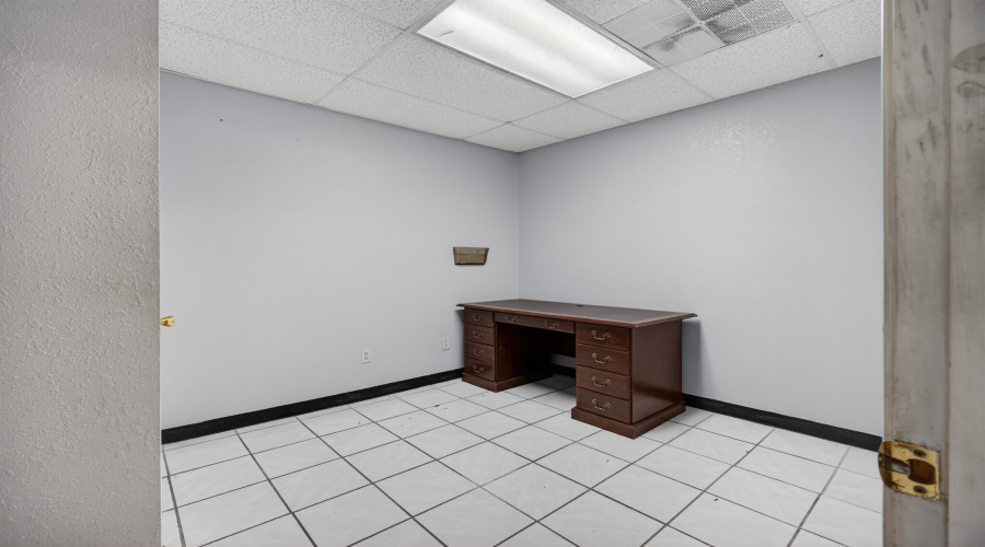 14414 Investment Ave, Laredo, Texas 78045, 1 Bedroom Bedrooms, 1 Room Rooms,2 BathroomsBathrooms,Commercial/industrial,For Rent,14414 Investment Ave,20263942