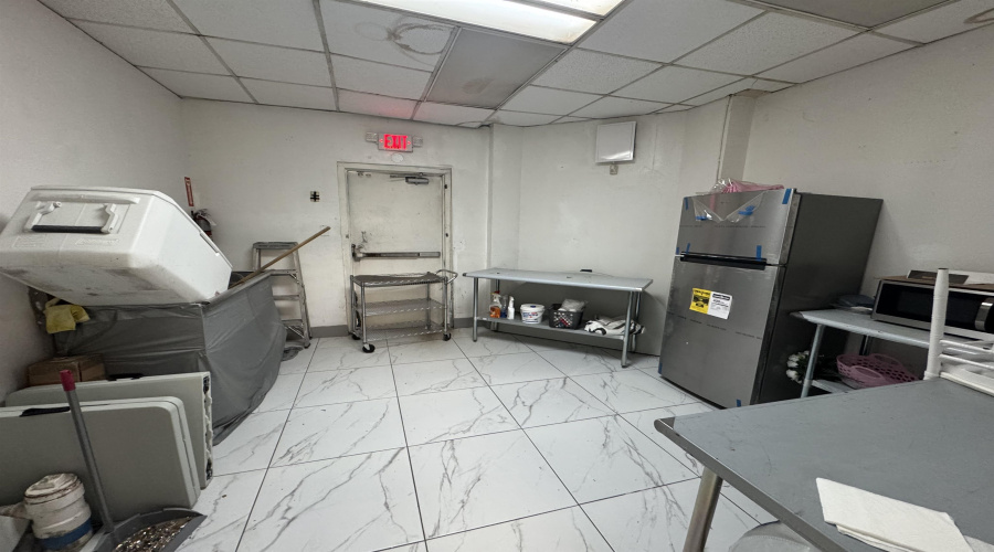12520 Mines Rd, Laredo, Texas 78045, 1 Room Rooms,2 BathroomsBathrooms,Commercial retail/office,For Rent,12520 Mines Rd,20263945