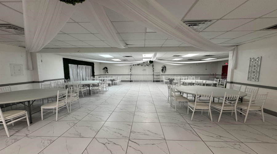 12520 Mines Rd, Laredo, Texas 78045, 1 Room Rooms,2 BathroomsBathrooms,Commercial retail/office,For Rent,12520 Mines Rd,20263945
