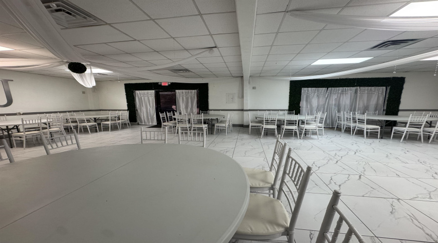 12520 Mines Rd, Laredo, Texas 78045, 1 Room Rooms,2 BathroomsBathrooms,Commercial retail/office,For Rent,12520 Mines Rd,20263945