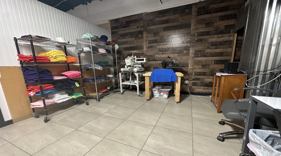 3901 McPherson Rd, Laredo, Texas 78041, 1 Room Rooms,1 BathroomBathrooms,Commercial retail/office,For Sale,3901 McPherson Rd,20263946