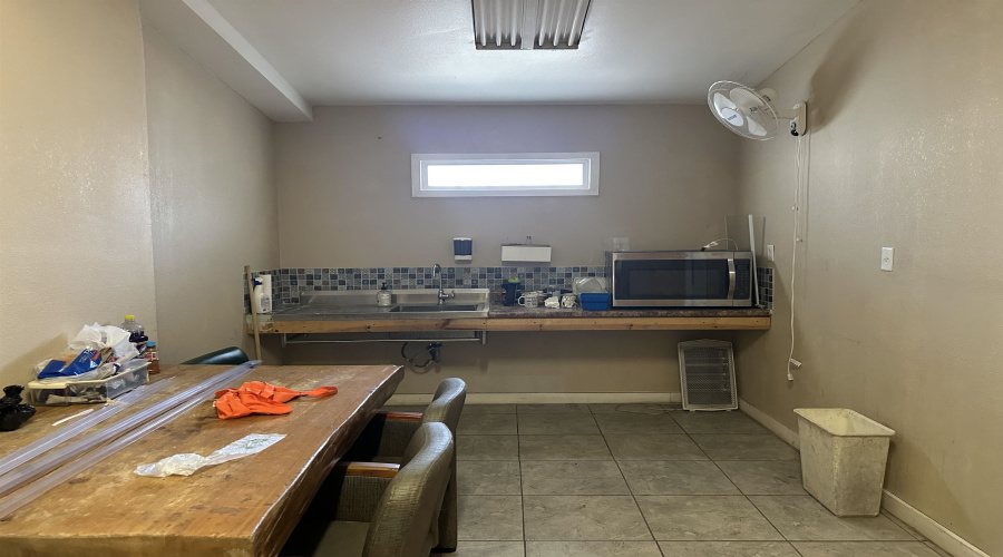 3901 McPherson Rd, Laredo, Texas 78041, 1 Room Rooms,1 BathroomBathrooms,Commercial retail/office,For Sale,3901 McPherson Rd,20263946