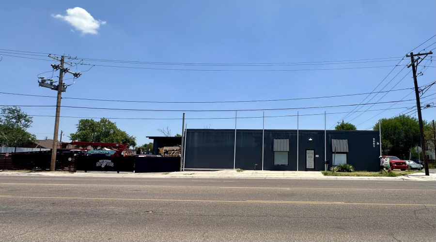 3901 McPherson Rd, Laredo, Texas 78041, 1 Room Rooms,1 BathroomBathrooms,Commercial retail/office,For Sale,3901 McPherson Rd,20263946