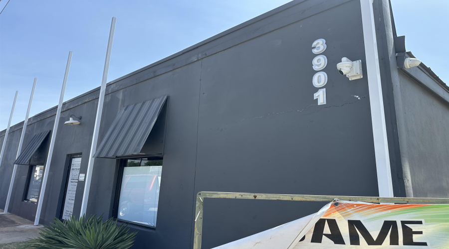 3901 McPherson Rd, Laredo, Texas 78041, 1 Room Rooms,1 BathroomBathrooms,Commercial retail/office,For Sale,3901 McPherson Rd,20263946