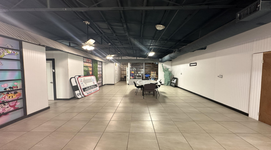 3901 McPherson Rd, Laredo, Texas 78041, 1 Room Rooms,1 BathroomBathrooms,Commercial retail/office,For Sale,3901 McPherson Rd,20263946