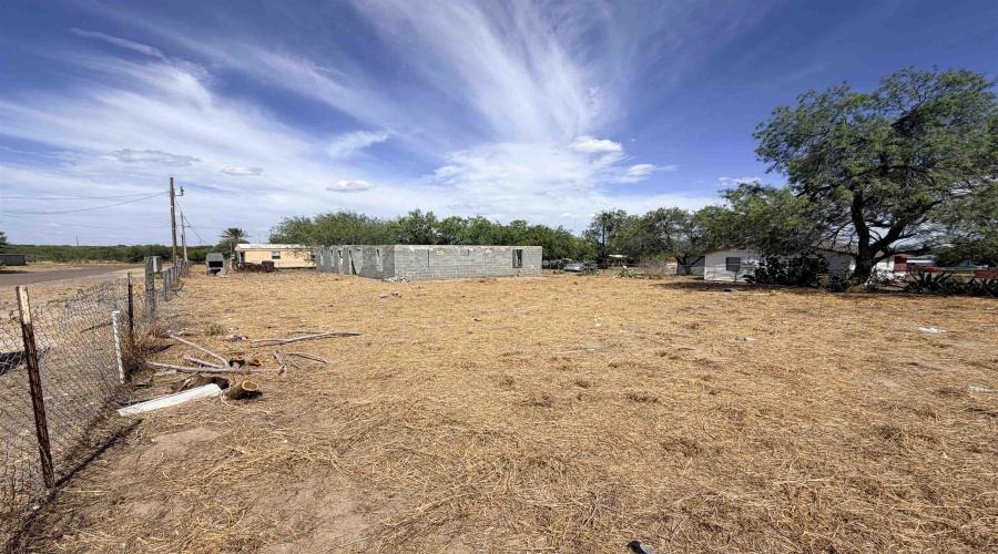 1902 Col. Antonio Zapata Avenue, Zapata, Texas 78076, ,Land,For Sale,1902 Col. Antonio Zapata Avenue,20263943