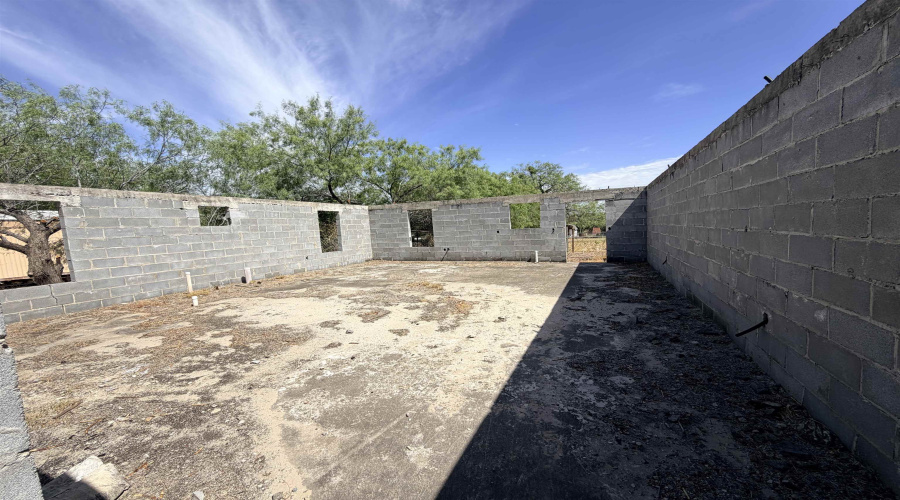 1902 Col. Antonio Zapata Avenue, Zapata, Texas 78076, ,Land,For Sale,1902 Col. Antonio Zapata Avenue,20263943
