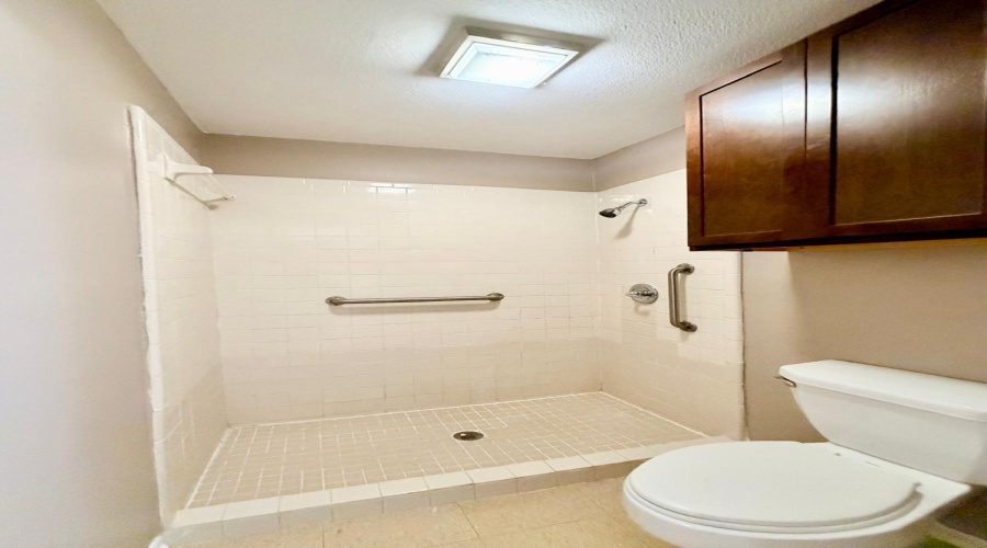 223 S Dakota St S, Laredo, Texas 78041, 3 Bedrooms Bedrooms, 7 Rooms Rooms,2 BathroomsBathrooms,Residential,For Rent,223 S Dakota St S,20263936