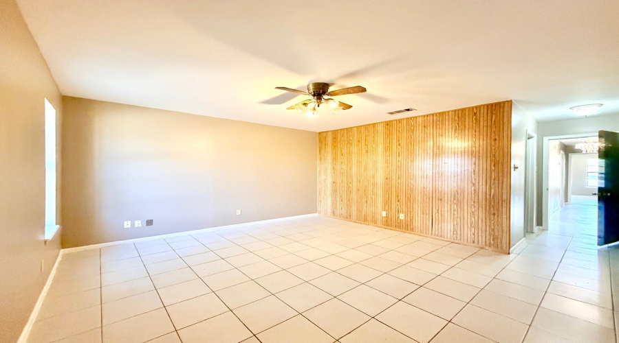 223 S Dakota St S, Laredo, Texas 78041, 3 Bedrooms Bedrooms, 7 Rooms Rooms,2 BathroomsBathrooms,Residential,For Rent,223 S Dakota St S,20263936