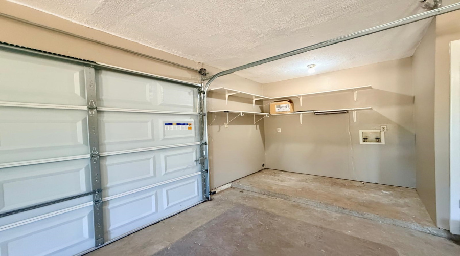 223 S Dakota St S, Laredo, Texas 78041, 3 Bedrooms Bedrooms, 7 Rooms Rooms,2 BathroomsBathrooms,Residential,For Rent,223 S Dakota St S,20263936
