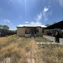 304 Camino Bolivar, Laredo, Texas 78043, 4 Bedrooms Bedrooms, 6 Rooms Rooms,3 BathroomsBathrooms,Residential,For Sale,304 Camino Bolivar,20263937