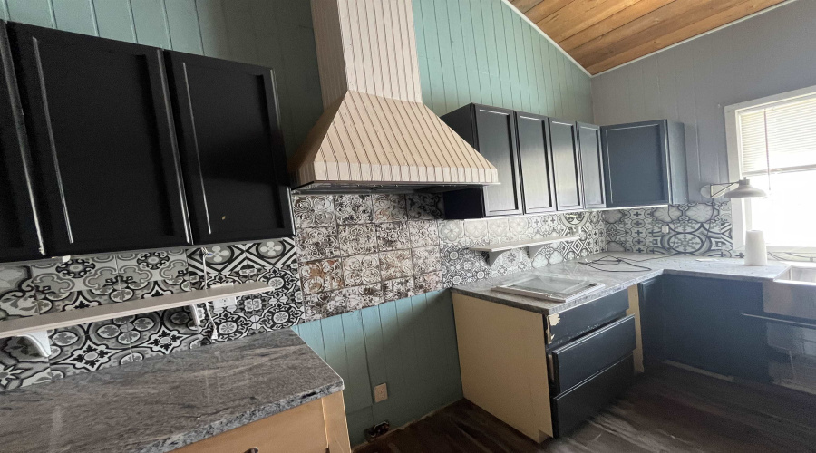 304 Camino Bolivar, Laredo, Texas 78043, 4 Bedrooms Bedrooms, 6 Rooms Rooms,3 BathroomsBathrooms,Residential,For Sale,304 Camino Bolivar,20263937