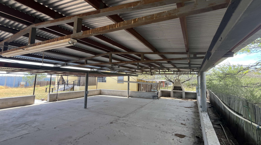 304 Camino Bolivar, Laredo, Texas 78043, 4 Bedrooms Bedrooms, 6 Rooms Rooms,3 BathroomsBathrooms,Residential,For Sale,304 Camino Bolivar,20263937