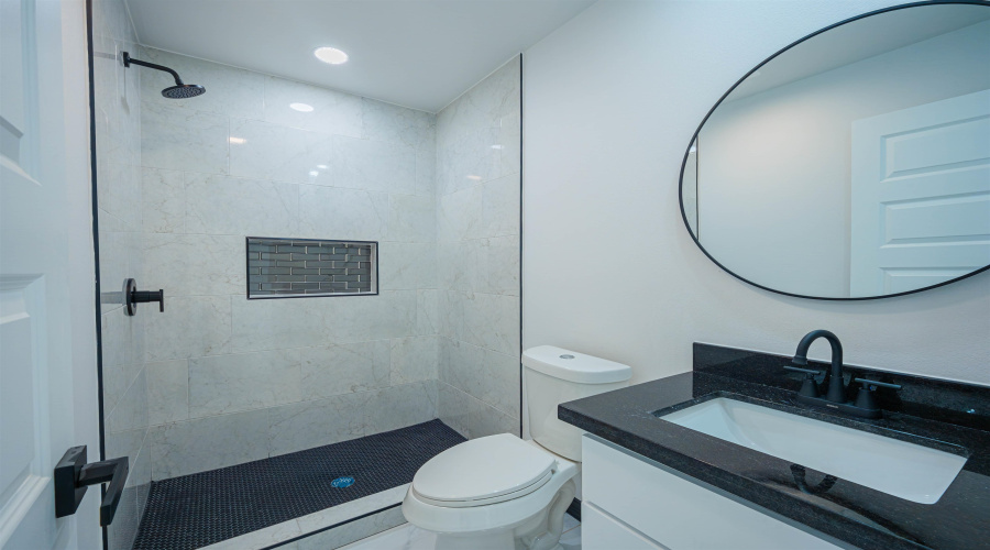 5059 Luna Grande Lp., Laredo, Texas 78046, 3 Bedrooms Bedrooms, 5 Rooms Rooms,2 BathroomsBathrooms,Residential,For Sale,5059 Luna Grande Lp.,20263938