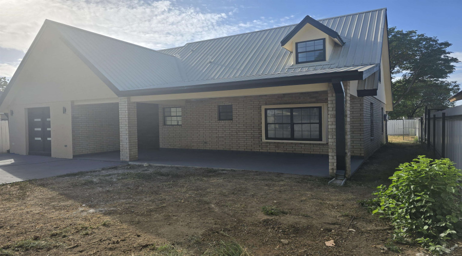 8606 Puerto Viejo, Laredo, Texas 78045-6225, 4 Bedrooms Bedrooms, 6 Rooms Rooms,2 BathroomsBathrooms,Residential,For Sale,8606 Puerto Viejo,20263941