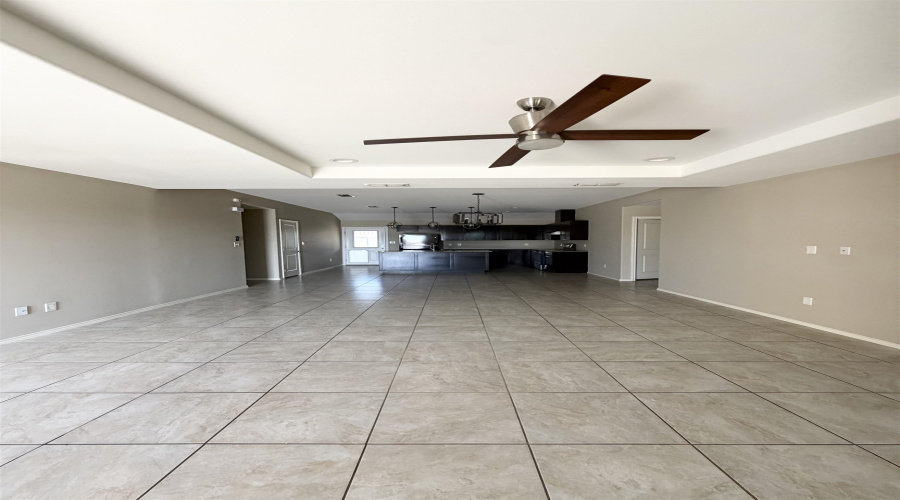 5310 Hacienda Ln, Laredo, Texas 78046, 3 Bedrooms Bedrooms, 5 Rooms Rooms,2 BathroomsBathrooms,Residential,For Rent,5310 Hacienda Ln,20263944