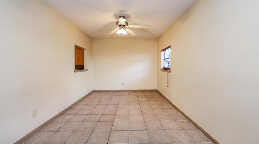 2445 Monarch Dr, LAREDO, Texas 78045, 4 Bedrooms Bedrooms, 8 Rooms Rooms,2 BathroomsBathrooms,Residential,For Sale,2445 Monarch Dr,20263949