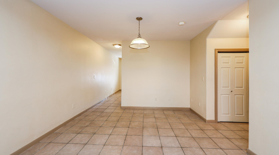 2445 Monarch Dr, LAREDO, Texas 78045, 4 Bedrooms Bedrooms, 8 Rooms Rooms,2 BathroomsBathrooms,Residential,For Sale,2445 Monarch Dr,20263949