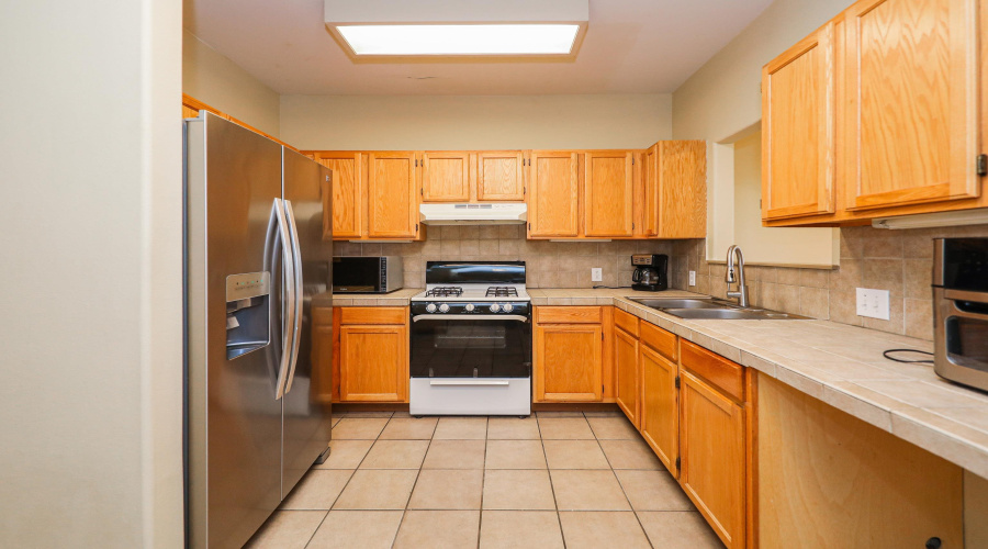 2445 Monarch Dr, LAREDO, Texas 78045, 4 Bedrooms Bedrooms, 8 Rooms Rooms,2 BathroomsBathrooms,Residential,For Sale,2445 Monarch Dr,20263949