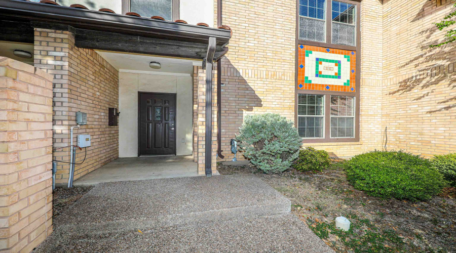 2445 Monarch Dr, LAREDO, Texas 78045, 4 Bedrooms Bedrooms, 8 Rooms Rooms,2 BathroomsBathrooms,Residential,For Sale,2445 Monarch Dr,20263949