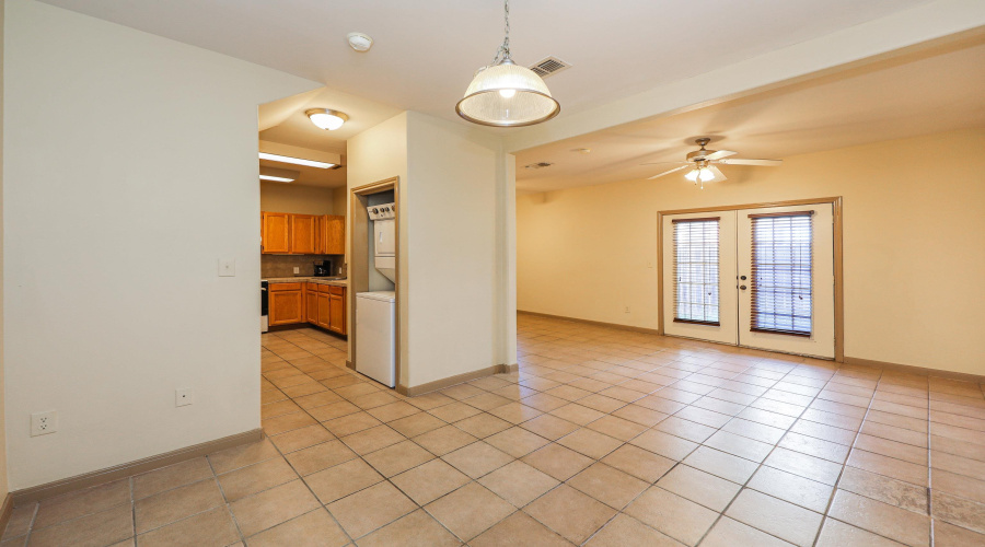 2445 Monarch Dr, LAREDO, Texas 78045, 4 Bedrooms Bedrooms, 8 Rooms Rooms,2 BathroomsBathrooms,Residential,For Sale,2445 Monarch Dr,20263949