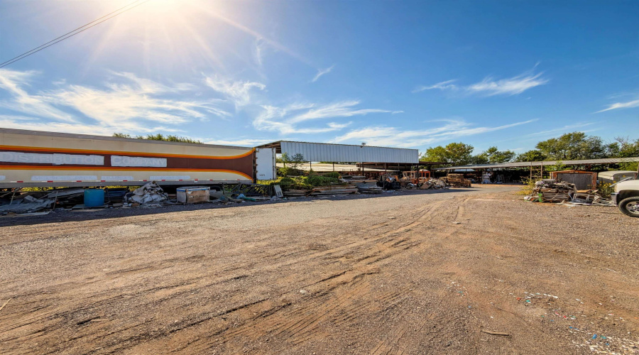 8221 San Dario Ave, Laredo, Texas 78045, 1 Bedroom Bedrooms, 51 Rooms Rooms,4 BathroomsBathrooms,Commercial/industrial,For Sale,8221 San Dario Ave,20263947