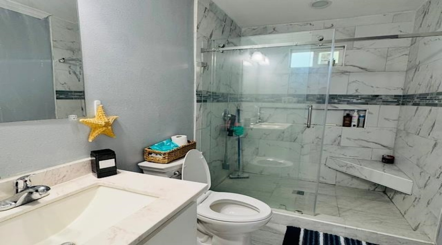 1218 Sanders Ave, Laredo, Texas 78040, 3 Bedrooms Bedrooms, 5 Rooms Rooms,2 BathroomsBathrooms,Residential,For Sale,1218 Sanders Ave,20263950