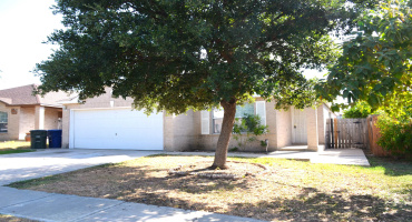 520 Gandara Dr, Laredo, Texas 78043, 3 Bedrooms Bedrooms, 5 Rooms Rooms,2 BathroomsBathrooms,Residential,For Sale,520 Gandara Dr,20263953