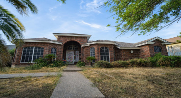 1616 Whitewood Dr, Laredo, Texas 78045, 3 Bedrooms Bedrooms, 6 Rooms Rooms,2 BathroomsBathrooms,Residential,For Sale,1616 Whitewood Dr,20263956