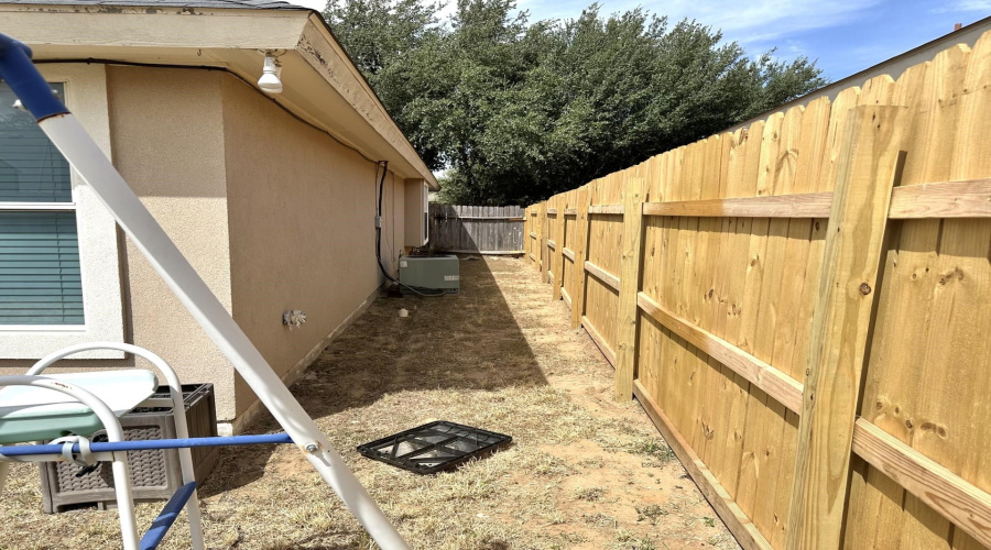 11133 Escandon Dr, LAREDO, Texas 78045, 3 Bedrooms Bedrooms, 5 Rooms Rooms,2 BathroomsBathrooms,Residential,For Sale,11133 Escandon Dr,20263957