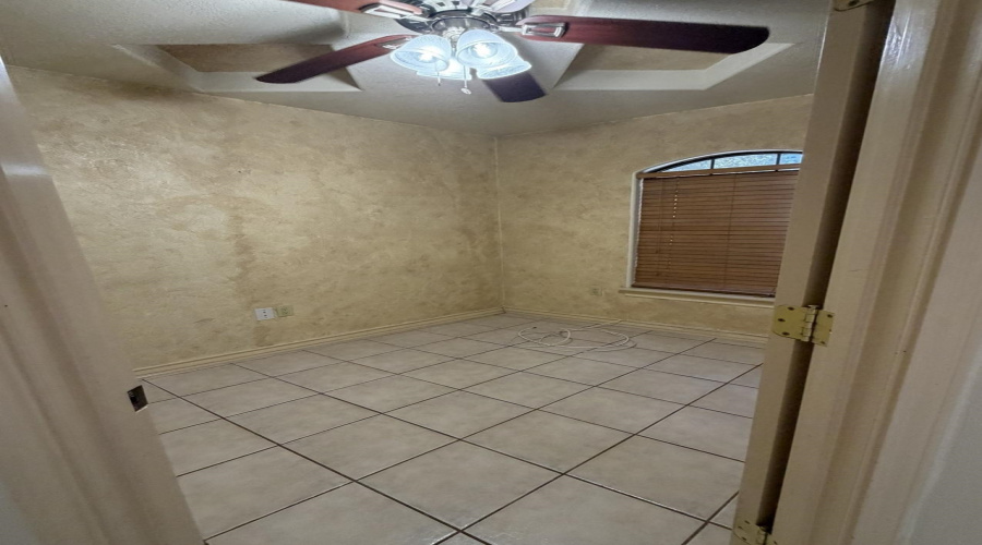 8986 Pebble Trl, Laredo, Texas 78045-8416, 3 Bedrooms Bedrooms, 9 Rooms Rooms,2 BathroomsBathrooms,Residential,For Rent,8986 Pebble Trl,20263959