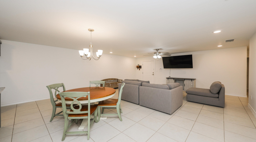 3717 Jesus Dimas, Laredo, Texas 78046, 3 Bedrooms Bedrooms, 5 Rooms Rooms,2 BathroomsBathrooms,Residential,For Sale,3717 Jesus Dimas,20263961