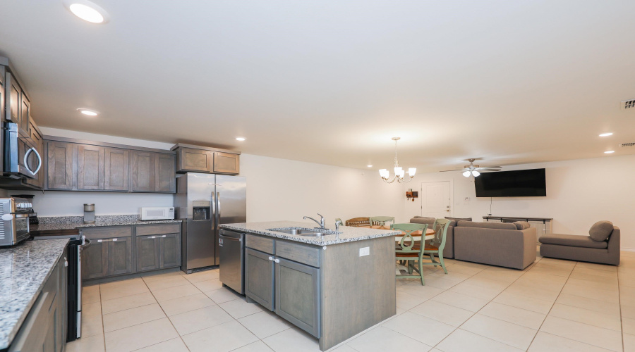 3717 Jesus Dimas, Laredo, Texas 78046, 3 Bedrooms Bedrooms, 5 Rooms Rooms,2 BathroomsBathrooms,Residential,For Sale,3717 Jesus Dimas,20263961