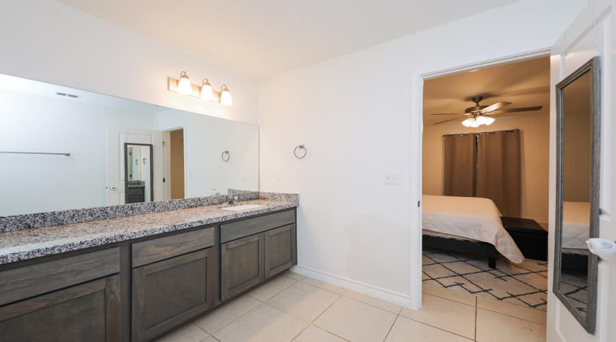 3717 Jesus Dimas, Laredo, Texas 78046, 3 Bedrooms Bedrooms, 5 Rooms Rooms,2 BathroomsBathrooms,Residential,For Sale,3717 Jesus Dimas,20263961